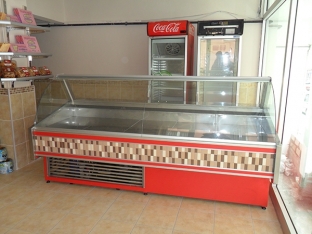 Vitrin Dolap